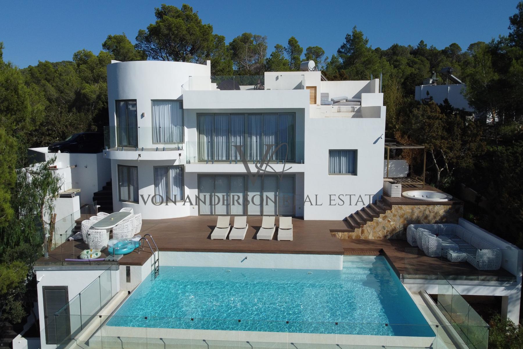 Sophisticated Luxury Villa Offering Breathtaking Views of the Sea and Mesmerising Sunsets, ref. VA1010, for sale in Ibiza by Von Anderson Real Estate