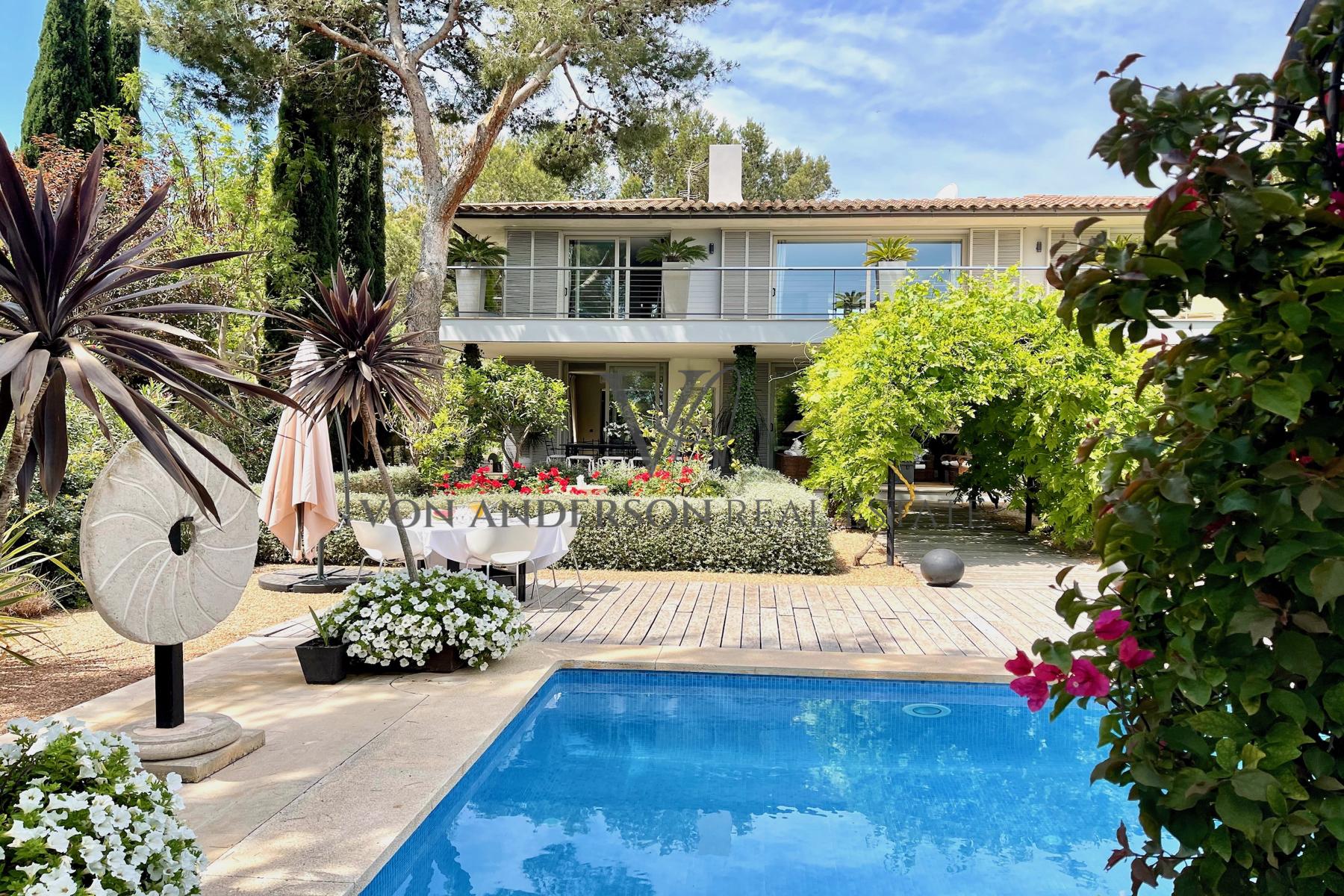 Charming Villa Residence Located in Exclusive Sol de Mallorca, ref. VA1017, for sale in Mallorca with Von Anderson Real Estate